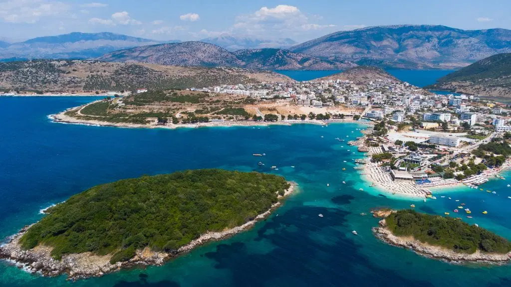 How many days do you need in Ksamil? Discover the ideal number of days for beaches, day trips, relaxation, couples, families, and first-time visitors to Ksamil.